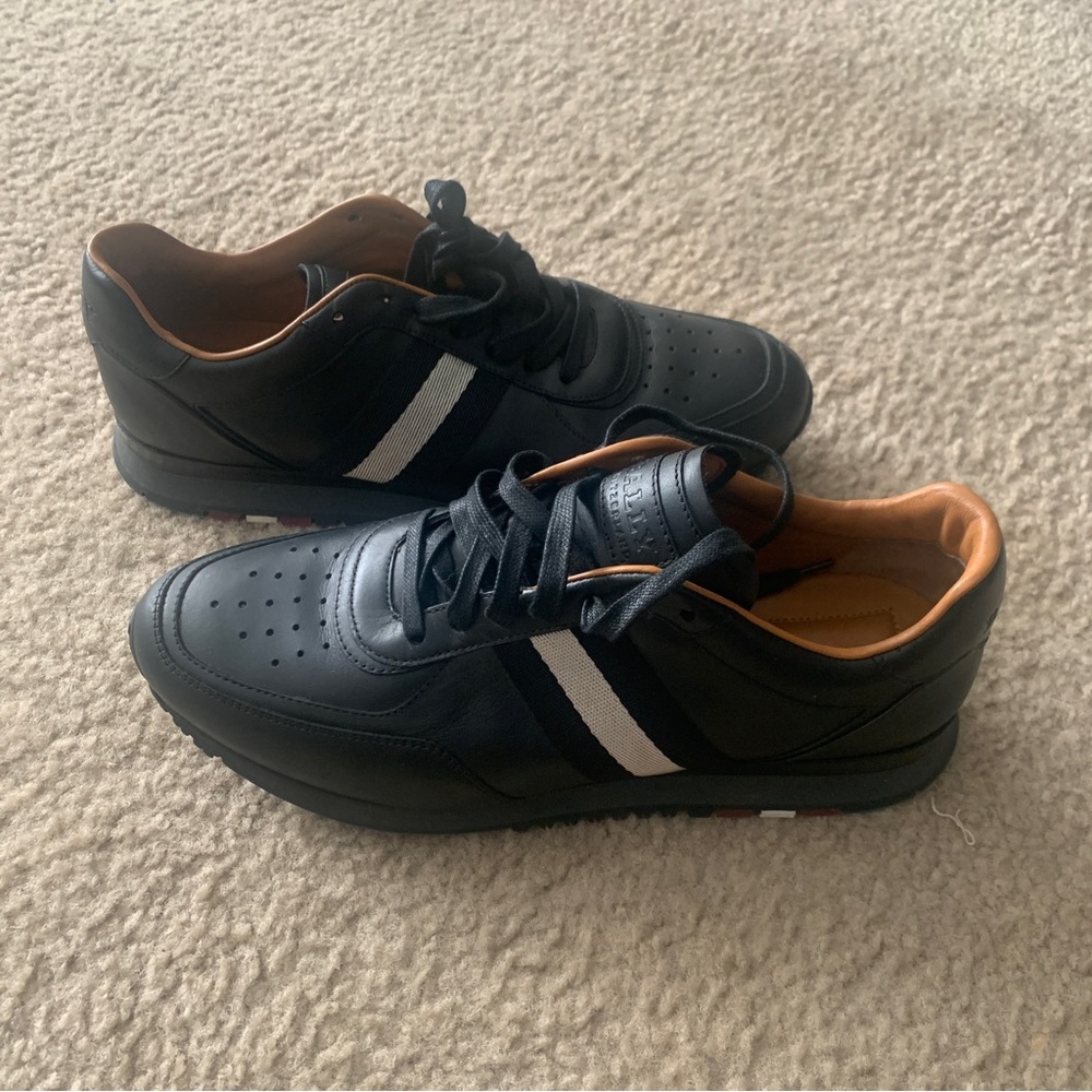 BALLY Low Top Leather Sneaker 9